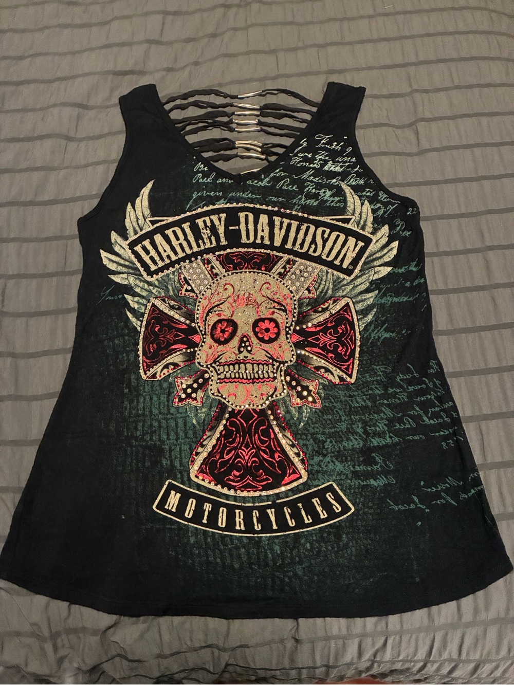 Harley-Davidson Black Tank Top with Red and Cream Skull Graphic